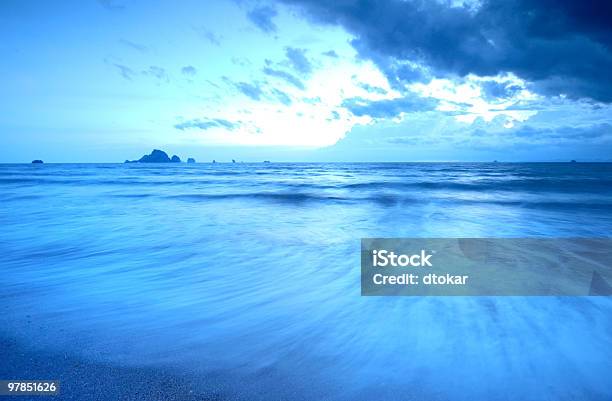 Morze W Ciemności - zdjęcia stockowe i więcej obrazów Abstrakcja - Abstrakcja, Bez ludzi, Chmura