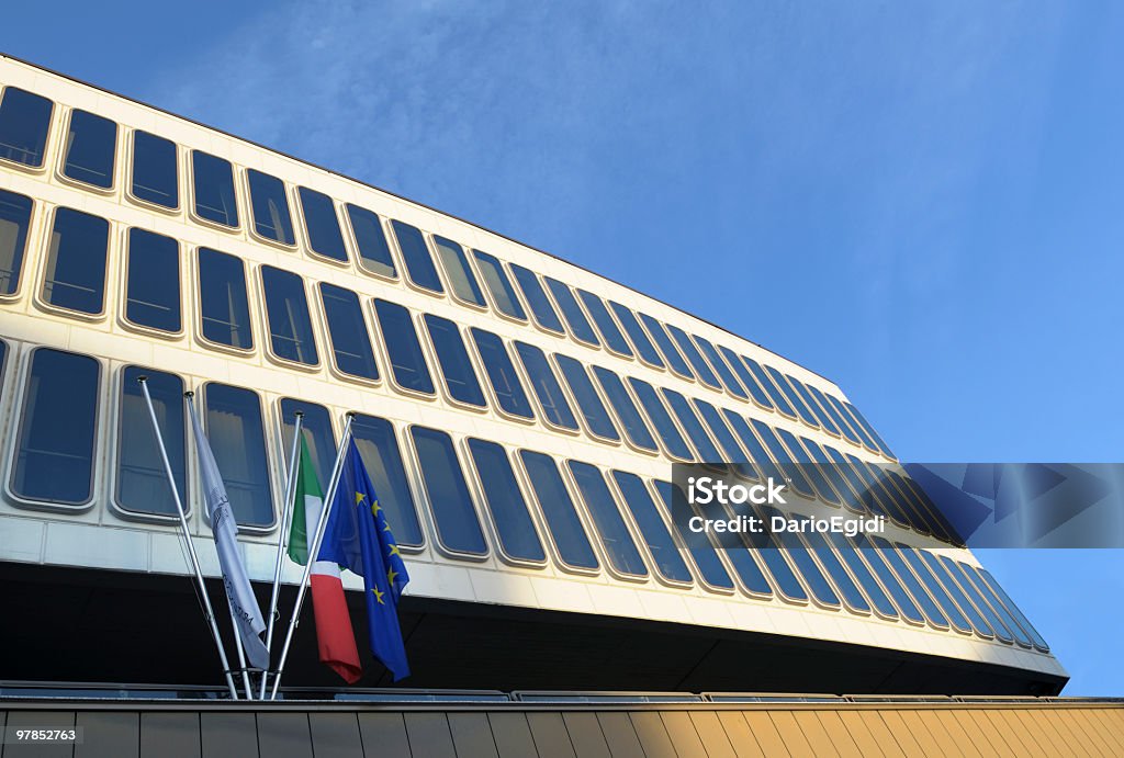 Architettura building della Camera di Commercio di Torino - Foto stock royalty-free di Bandiera nazionale