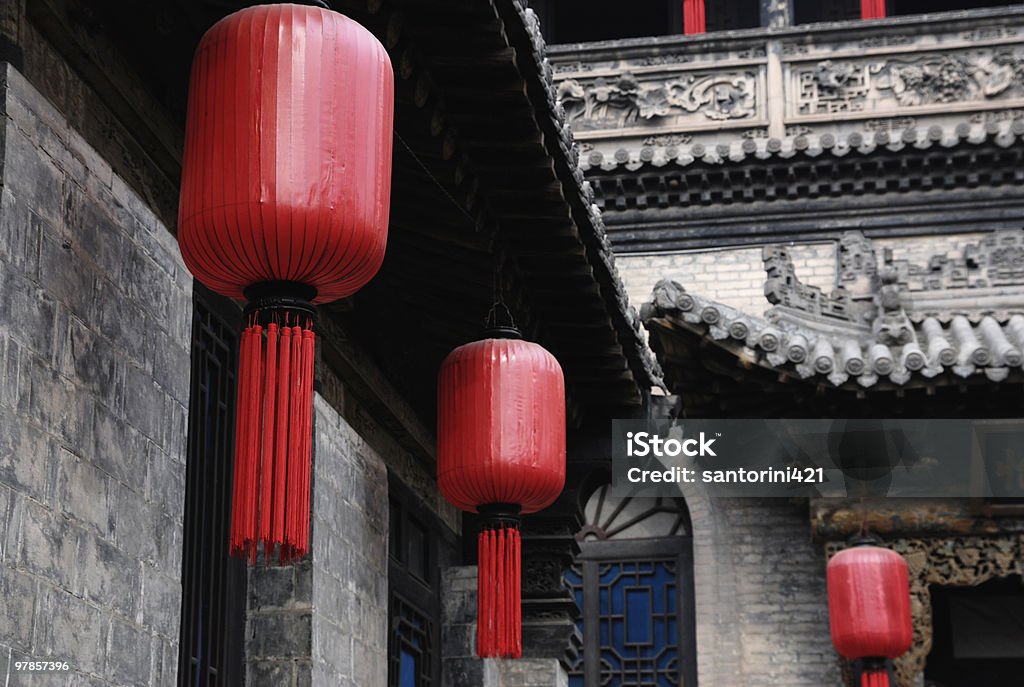 Красный светильникам из Китайский стиль структуру нового года - Стоковые фото Архитектура роялти-фри