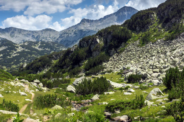 istock Landscape Banderishki Chukar Peak, Pirin Mountain, Bulgaria 978575070
