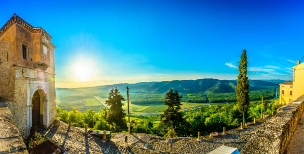 istock Motovun panorama landscape scenery. 978583068