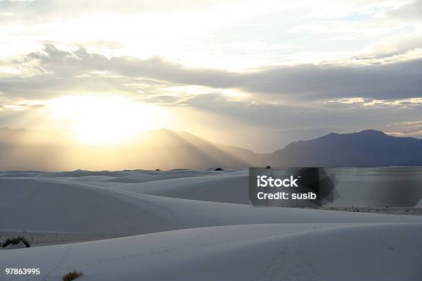 White Sands Sonnenuntergang Stockfoto und mehr Bilder von Abgeschiedenheit - Abgeschiedenheit, Abwesenheit, Einsamkeit