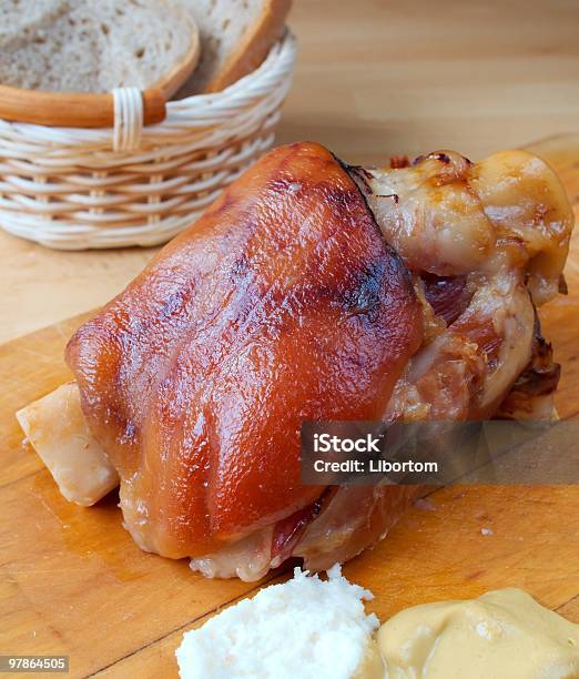 Articolazione Alla Griglia - Fotografie stock e altre immagini di Cosciotto di prosciutto - Cosciotto di prosciutto, Alla griglia, Conservazione di alimenti