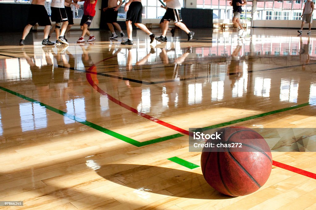 베스킷볼 게임 - 로열티 프리 농구-팀 스포츠 스톡 사진