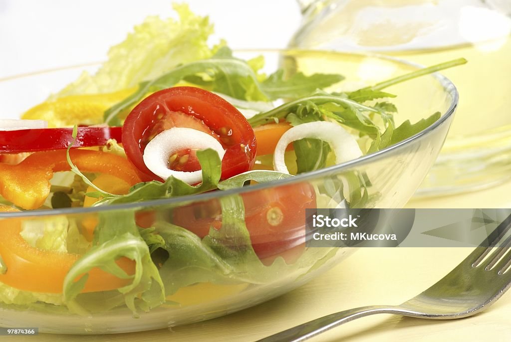 Ensalada fresca - Foto de stock de Aceite para cocinar libre de derechos