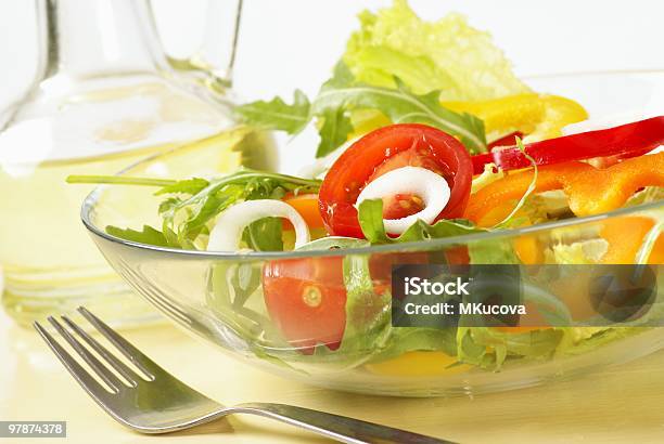 Comida Saludable Foto de stock y más banco de imágenes de Aceite para cocinar - Aceite para cocinar, Alimento, Amarillo - Color