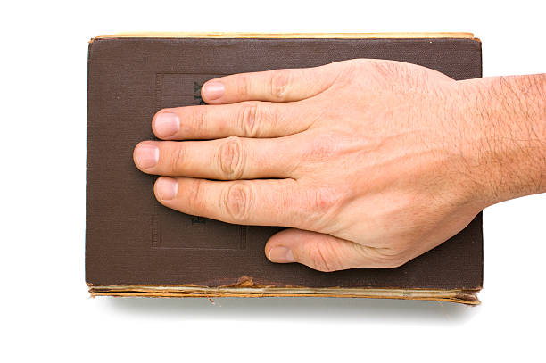 istock oath on the Bible 97883901