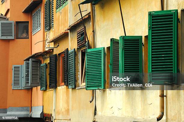 Photo libre de droit de Ponte Vecchio Volets banque d'images et plus d'images libres de droit de Culture italienne - Culture italienne, Cultures, En bois