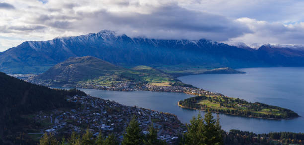 istock aerial view of Queenstown in daytime 978910032