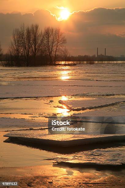 Vistula River In Poland Sunset Stock Photo - Download Image Now - Cloud - Sky, Cold Temperature, Color Image