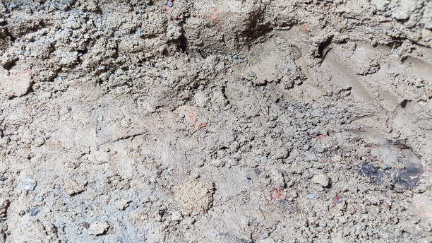 istock dig hole on floor house, mortar concrete interior 978938798