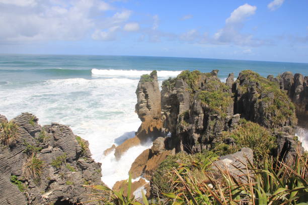 istock Pancake Rocks, New Zealand 978957978