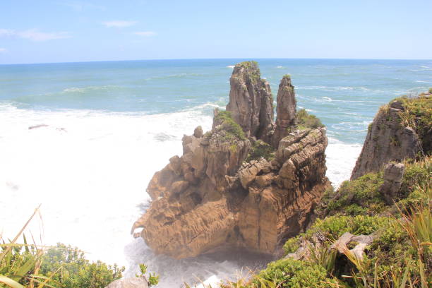 istock Pancake Rocks, New Zealand 978961384