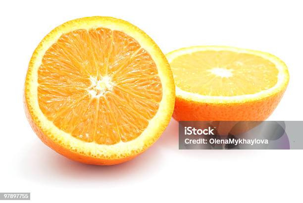 Geschnitten Orange Stockfoto und mehr Bilder von Farbbild - Farbbild, Fotografie, Freisteller – Neutraler Hintergrund