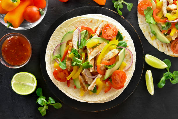 istock Taco with meat and vegetables 979026720