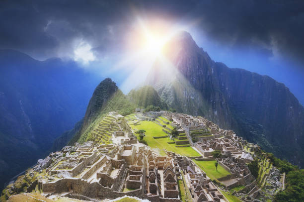 istock Golden Sun Rays of Machu Picchu 979044518