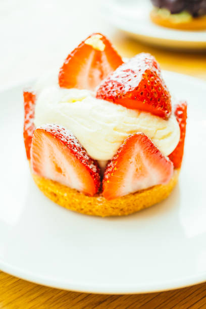 istock Close-Up Of Dessert In Plate On Table 979099480