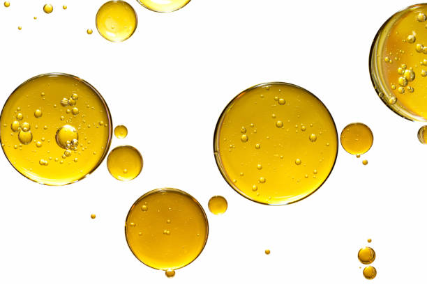 istock golden yellow bubble oil, abstract background 979120610