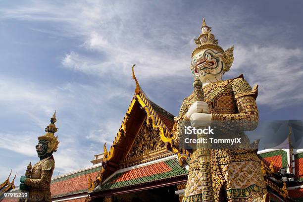 Foto de As Estátuas Da Feraresponsáveis e mais fotos de stock de Bangkok - Bangkok, Buda, Capitais internacionais