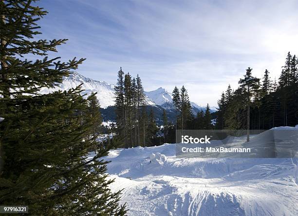 Paraíso Invernal Foto de stock y más banco de imágenes de Abeto - Abeto, Agua helada, Aire libre