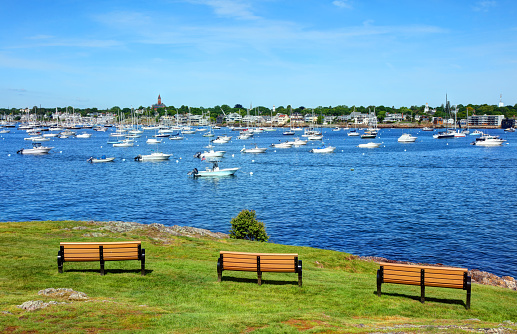 Marblehead is a coastal New England town in Essex County, Massachusetts. arblehead was a major shipyard and is often referred to as the birthplace of the American Navy
