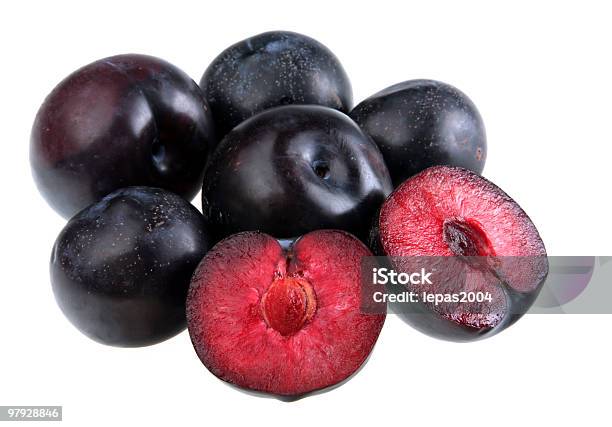 Foto de Vermelho Ameixa e mais fotos de stock de Alimentação Saudável - Alimentação Saudável, Ameixa - Fruta, Branco
