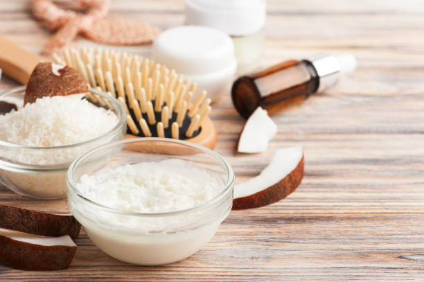 istock Natural hair treatment with coconut 979295750