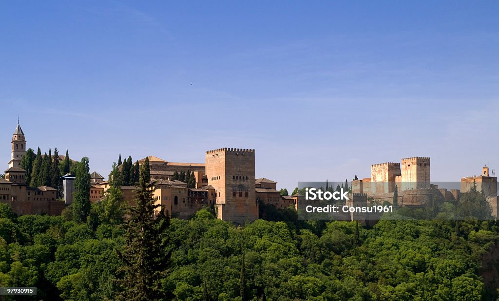 La Alhambra - Foto de stock de Alcazaba de la Alhambra libre de derechos