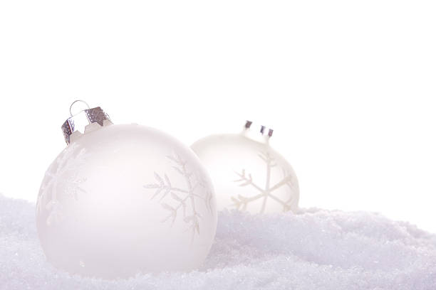 natal fundo branco - snow fake snow isolated christmas ornament - fotografias e filmes do acervo