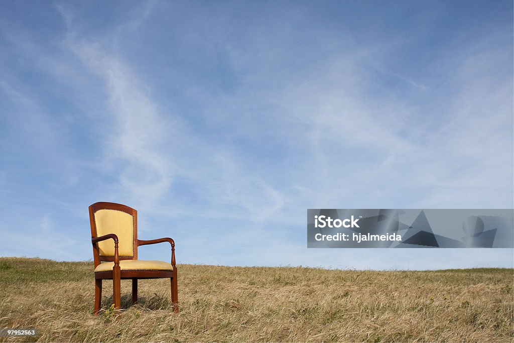 Solitudine sedia - Foto stock royalty-free di Sedia