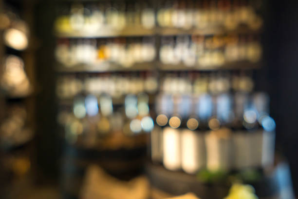 istock Blurred image of liquor shop 979752842