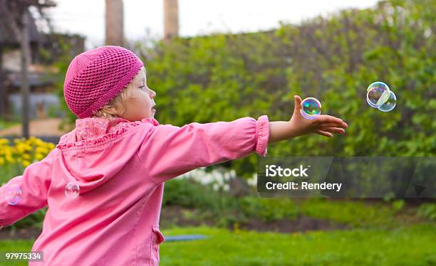 Per Prendere Un Sogno - Fotografie stock e altre immagini di Bambino - Bambino, Bolla, Tendere la mano