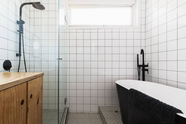 istock Contemporary monochrome style bathroom 979902108