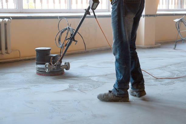 istock grinding of concrete floor 979927176