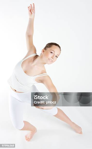 Ballet Dancer Stockfoto en meer beelden van Activiteit - Activiteit, Alleen volwassenen, Alleen vrouwen