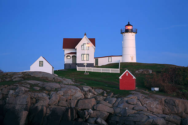 istock The Nubble Light At Night 97996815