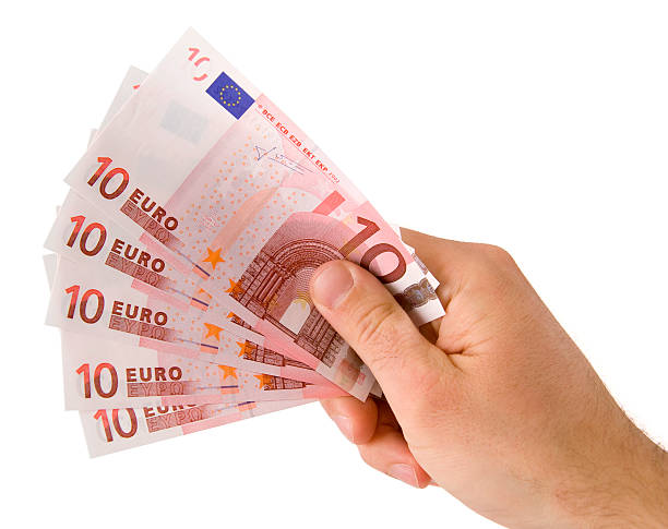 trzymać euro - five euro banknote european union currency number 5 paper currency zdjęcia i obrazy z banku zdjęć