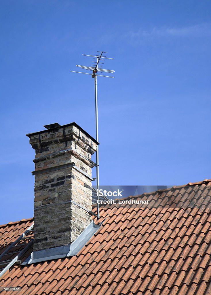 Auf dem Dach - Lizenzfrei Fernsehantenne Stock-Foto