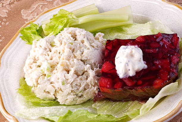 салат с курицей и клюквенный желатин - cranberry salad стоковые фото и изображения