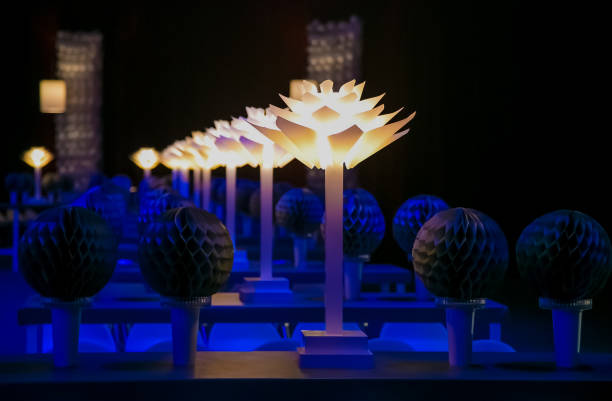 기업 이벤트 또는 갈라 디너에 대 한 램프와 촛불 장식 - christmas dinner candle fire 뉴스 사진 이미지