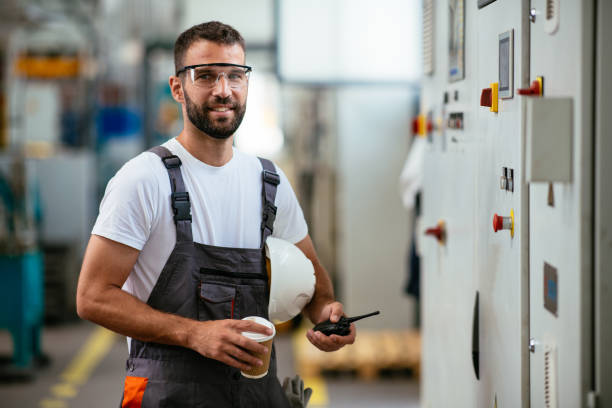 istock Industrial Technician in Power Substation 980088034