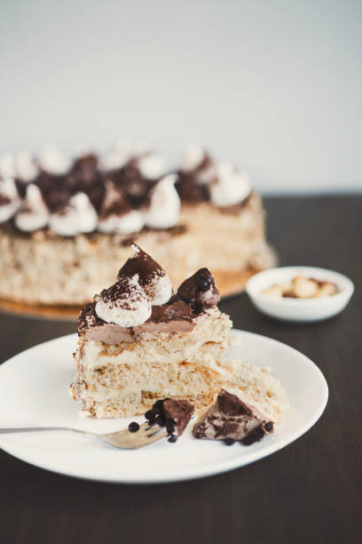 istock Meringue cake with hazelnuts and buttercream 980101208