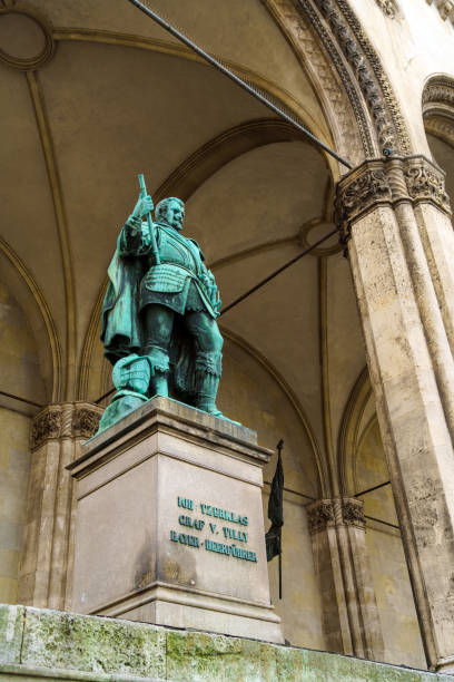 istock Karl Philipp von Wrede statue (1844) in Field Marshals' Hall on Odeonsplatz, Munich, Germany 980126752