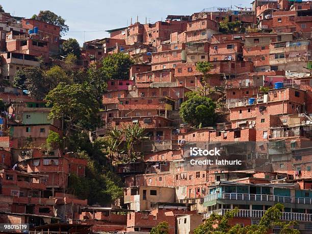 Armut Stockfoto und mehr Bilder von Armut - Armut, Venezuela, Abholzung