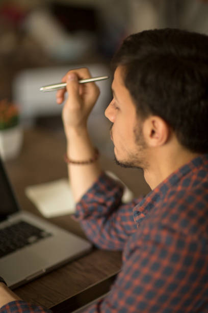 istock The answer to productivity can be found online 980229516