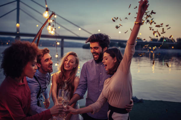 istock Celebrating good news 980240190