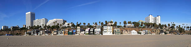 santa monica, ca - santa monica beach california house stock-fotos und bilder