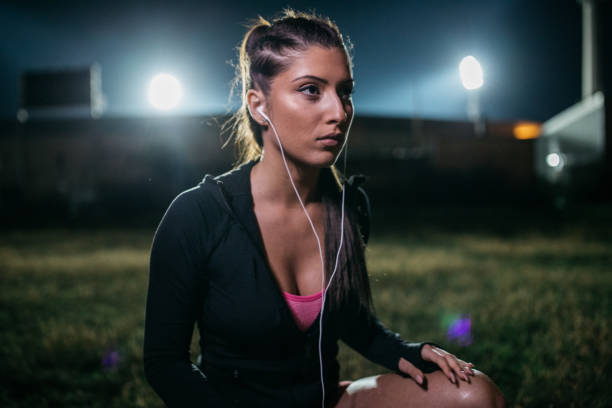 istock Sporty beautiful woman 980293844