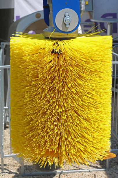 Floor sweeping machine