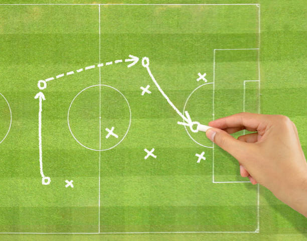 istock teaching the new tactics for the match 980306930